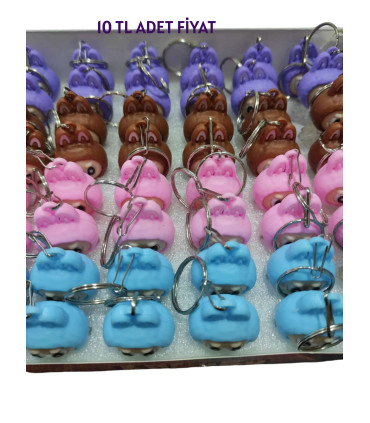 toptan oyuncak ışıklı anahtarlık labubu akz15264